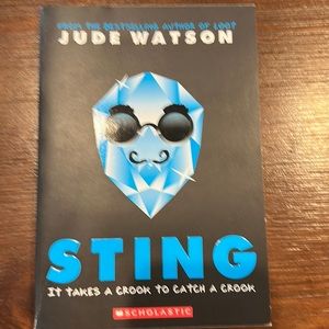 Sting: It Takes a Crook to Catch a Crook paperback book by Jude Watson